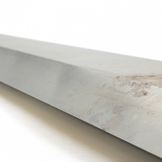 Knife of the machine tool to produce package