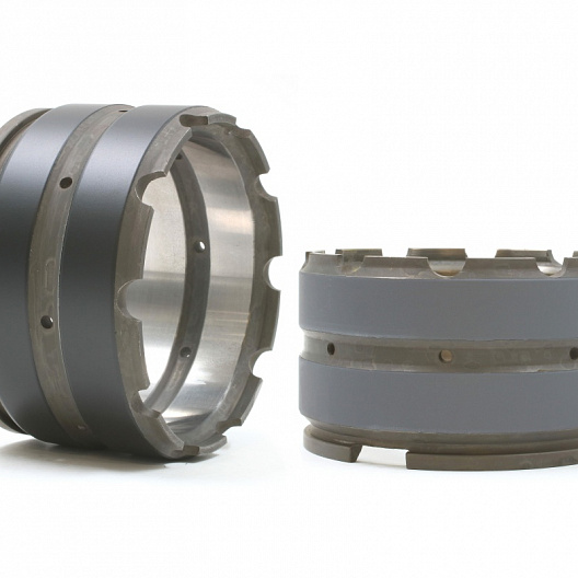 Bushings of the wheel pump-up system