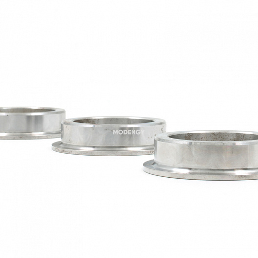 Bushings of the centrifuges to produce basalt fiber