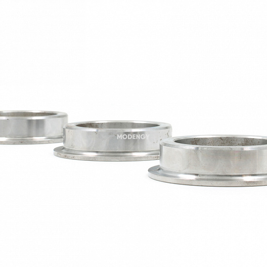 Bushings of the centrifuges to produce basalt fiber