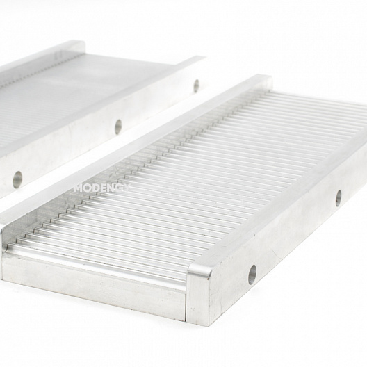 Molds to make polyurethane belts