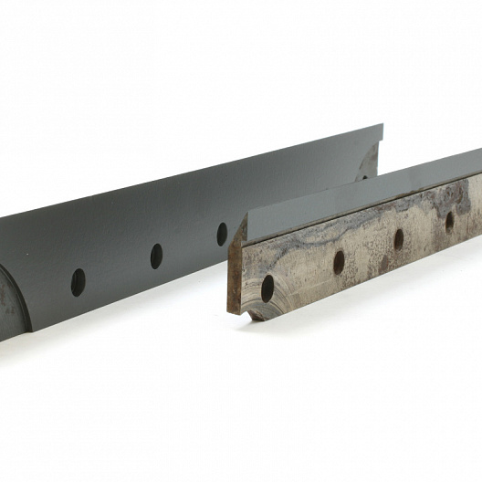 Vacuum plates for machines to process leather